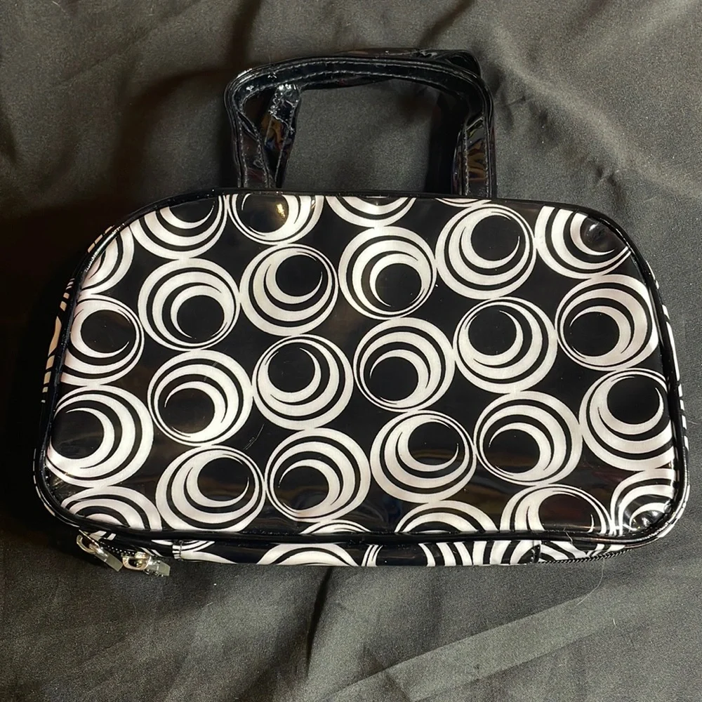 Scunci Makeup‎ Cosmetic Bag, Black/White Pattern